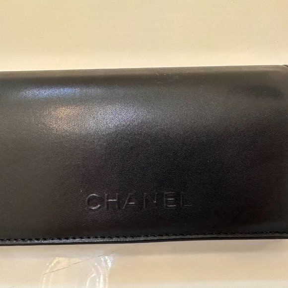 CHANEL CAT EYE SUNGLASSES - Picture 10 of 12